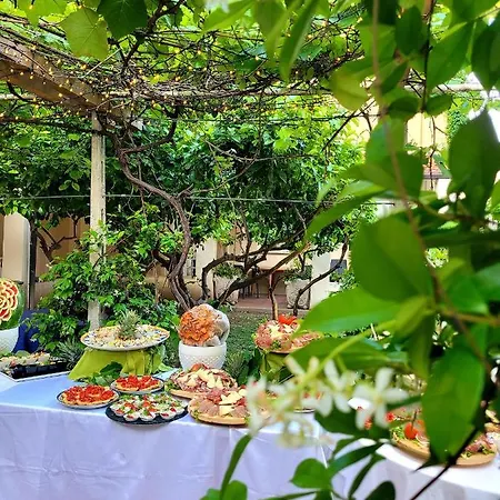 Palazzo Cappuccini Art Relais فندق 2*
